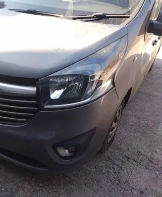 Renault Trafic III (X82) Headlight/headlamp
