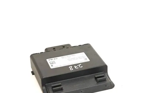 Audi A6 S6 C7 4G Voltage converter/converter module 8K0959663