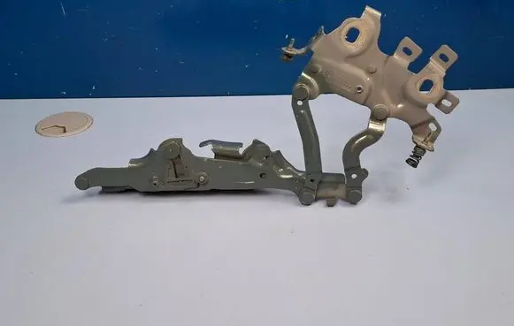 Mini Cooper Countryman F60 Engine bonnet/hood hinges 7388104
