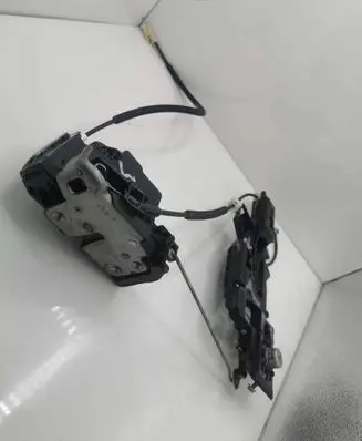Front door lock