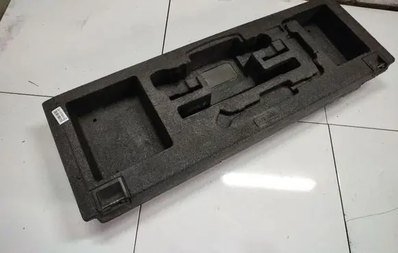 Subaru B9 Tribeca Spare wheel section trim 