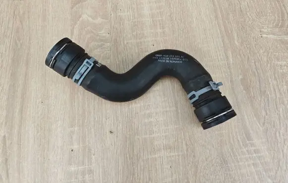 Audi A6 S6 C7 4G Engine coolant pipe/hose 4G0122101AE