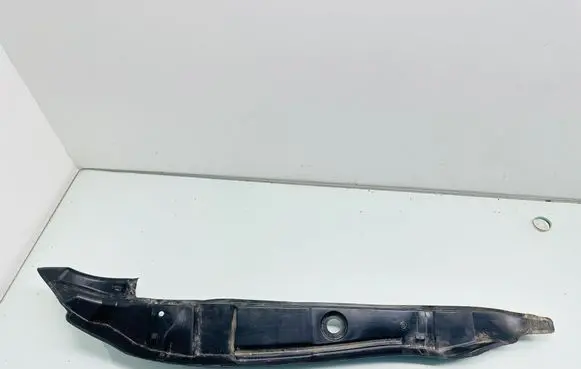 Audi Q5 SQ5 8R Fender end trim 8R0821111B