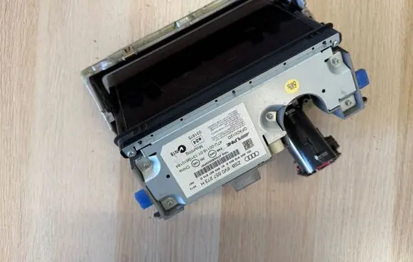 Audi A3 S3 8V Screen/display/small screen 8V0857273H