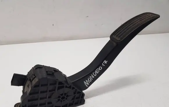 Ford Mondeo MK V Accelerator throttle pedal 9F836 9F836CT8UC