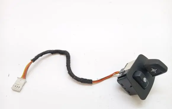 BMW 7 F01 F02 F03 F04 Aerial antenna switch 