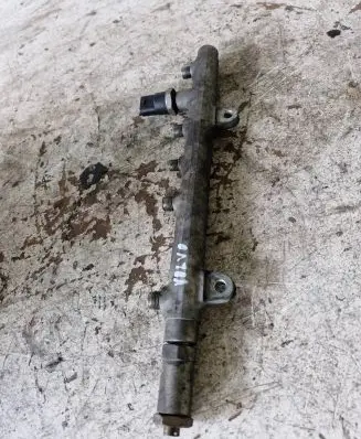 Fuel main line pipe