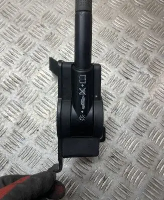 Mercedes-Benz ML W164 Switch for retractable tow bar 