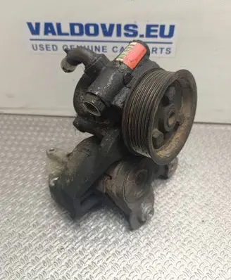 Iveco Daily 30.8 - 9 Power steering pump 504238603 26115970