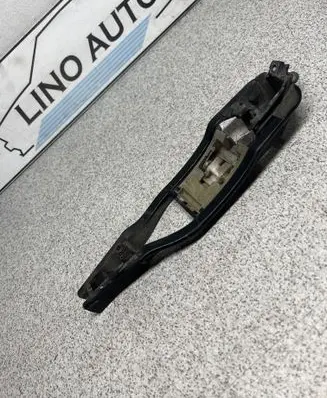 BMW 3 E46 Front door coupe exterior handle/bracket 8216122