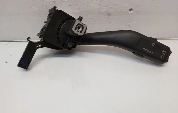 Volkswagen Touran I Wiper control stalk 1K0953519A