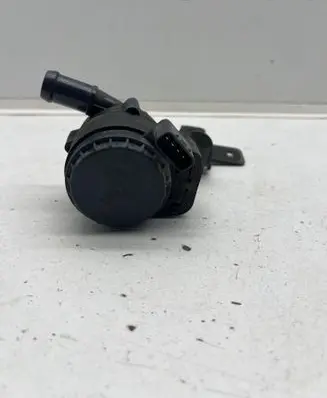 Dacia Spring Electric auxiliary coolant/water pump P621412D01 21102901136 210192253R