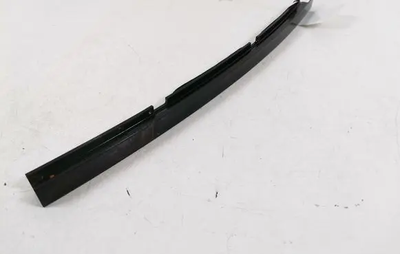 Mercedes-Benz C W204 Rear door windshield rail A2047301219