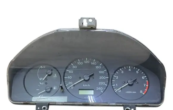 Mazda 323 F Speedometer (instrument cluster) 7MBH1CB