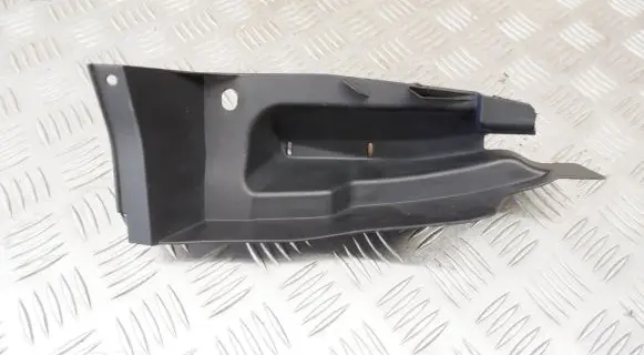 Lexus ES 250 - 300 - 330 Wiper trim 5578933050