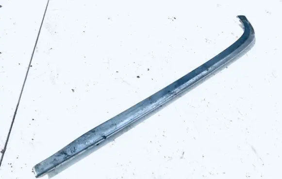 Mercedes-Benz E W210 Front bumper splitter molding