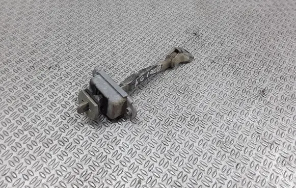 Nissan Navara D40 Rear door check strap stopper