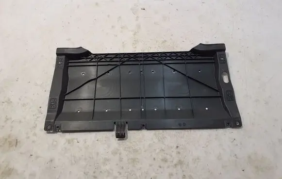 Renault Trafic III (X82) Engine splash shield/under tray 758926590R