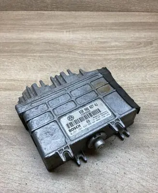 Volkswagen Polo III 6N 6N2 6NF Engine control unit/module ECU 030906027AJ 0261204824