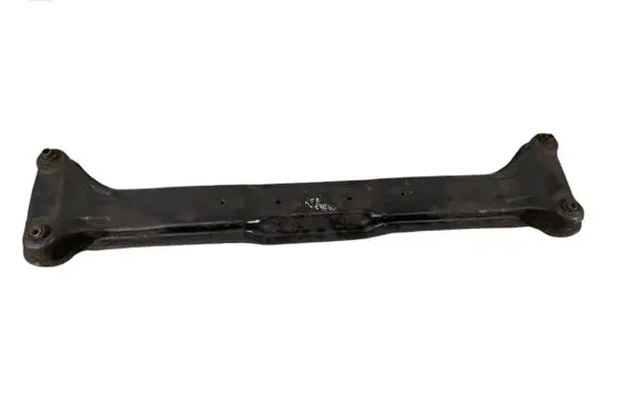 Mitsubishi Pajero Gearbox mounting bracket