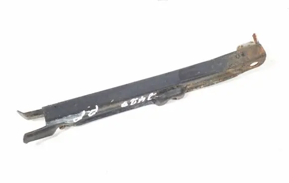 Mercedes-Benz ML W164 Front bumper mounting bracket A1648800414
