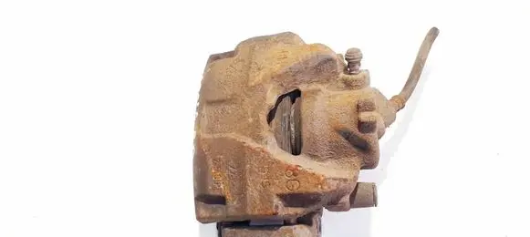 Front brake caliper
