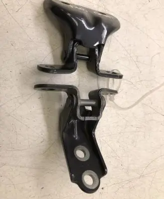 Rear door hinge set