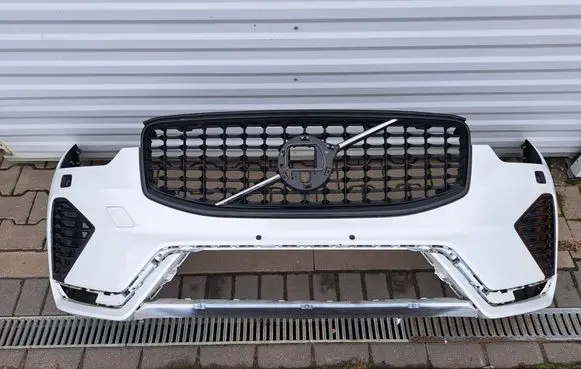 Volvo XC60 Front bumper 32296893