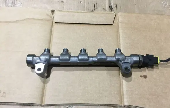 Hyundai i40 Fuel main line pipe 314002A420 0445214181