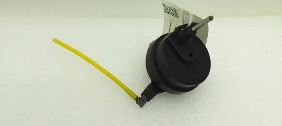 Fuel tank cap lock motor