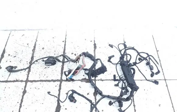 BMW 5 E60 E61 Engine installation wiring loom 7794824