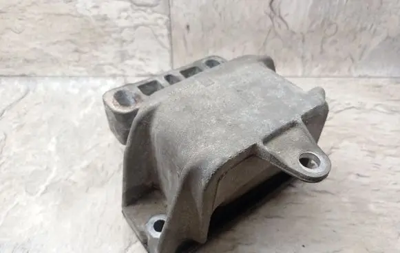 Audi A3 S3 8L Engine mount bracket 1J0199555 1J0199555AJ