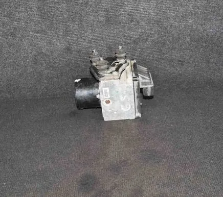 Volkswagen PASSAT B6 ABS Pump