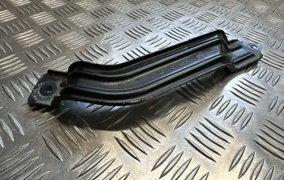 Opel Insignia B Other engine bay part 84213683