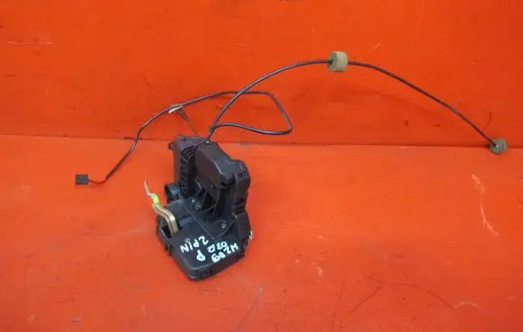 Mercedes-Benz CLK A209 C209 Front door lock 2097200435
