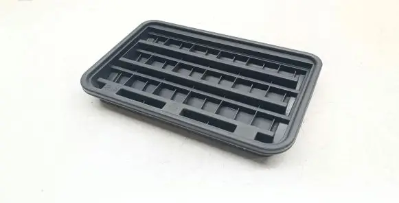 BMW X3 E83 Quarter panel pressure vent 6962293 64226962293