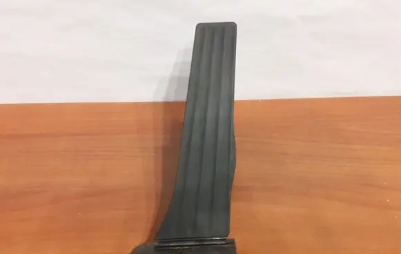 BMW X5 E70 Accelerator throttle pedal 6789998 3542678999802