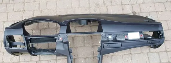 BMW 5 E60 E61 Dashboard