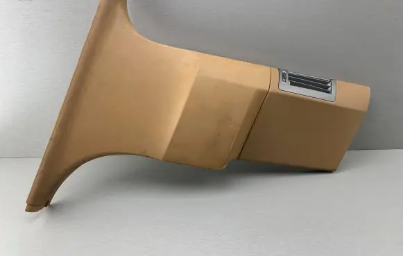 (B) pillar trim (bottom)