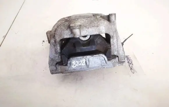 Volkswagen Golf V Engine mount bracket 1k0199262as