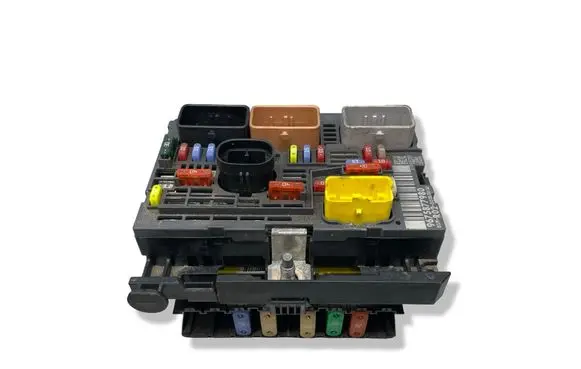 Peugeot 3008 I BSM Control unit 9675877980