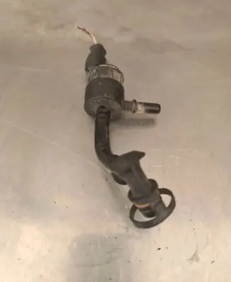 Peugeot 207 CC Vacuum valve V75419618003