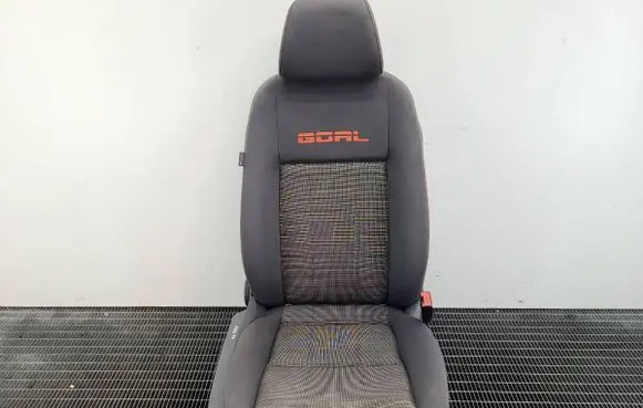 Volkswagen Golf V Front passenger seat 
