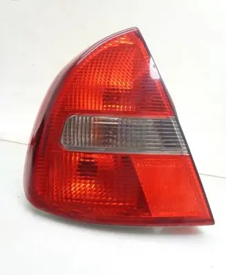 Mitsubishi Carisma Rear/tail lights