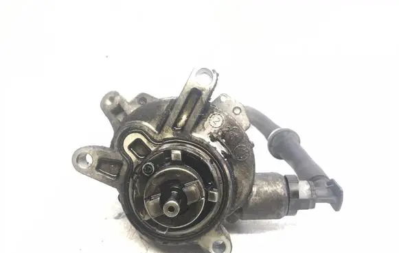 Volvo S80 Vacuum pump 08699237
