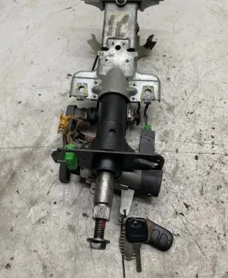 Steering wheel axle set