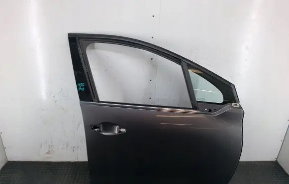 Peugeot 2008 I Front door EVL