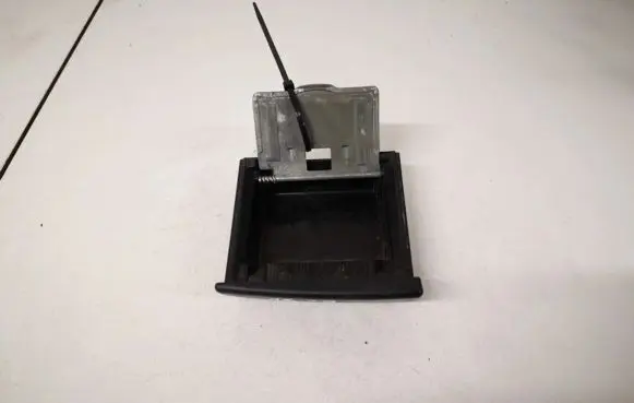 Mitsubishi Carisma Car ashtray mr114064