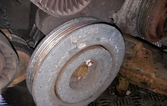 Alfa Romeo 147 Crankshaft pulley