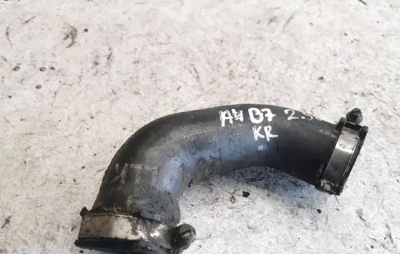 Audi A4 S4 B7 8E 8H Intercooler hose/pipe 8e0145943a